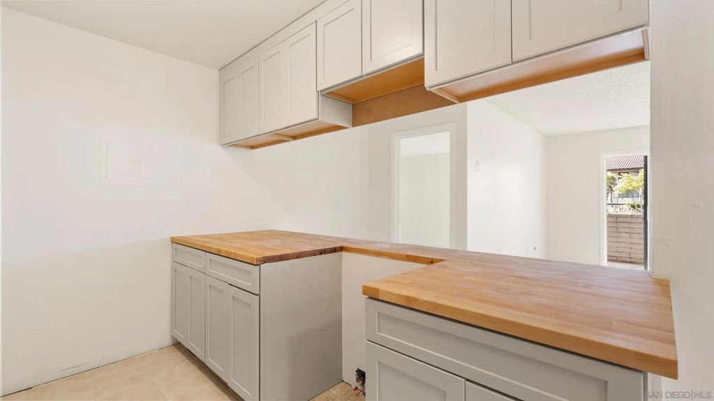 Photo of 6780 Friars Rd #154, San Diego, CA 92108 (MLS # 2600502)