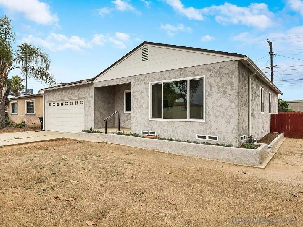 Photo of 650 Colorado Ave, Chula Vista, CA 91910 (MLS # 260016062)