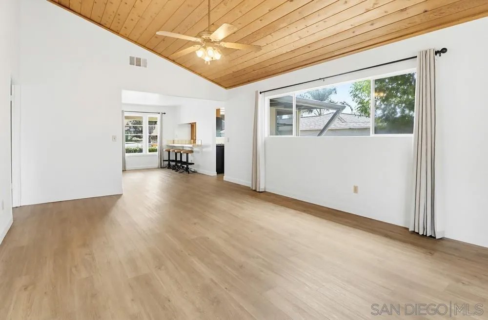 8224 Mount Vernon