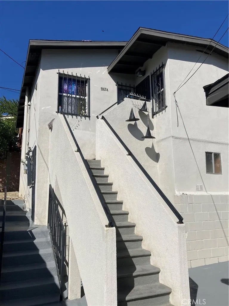 1163 N Ditman Avenue