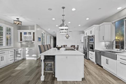 Photo of 576 Samuel Court, Encinitas, CA 92024 (MLS # 260001526)