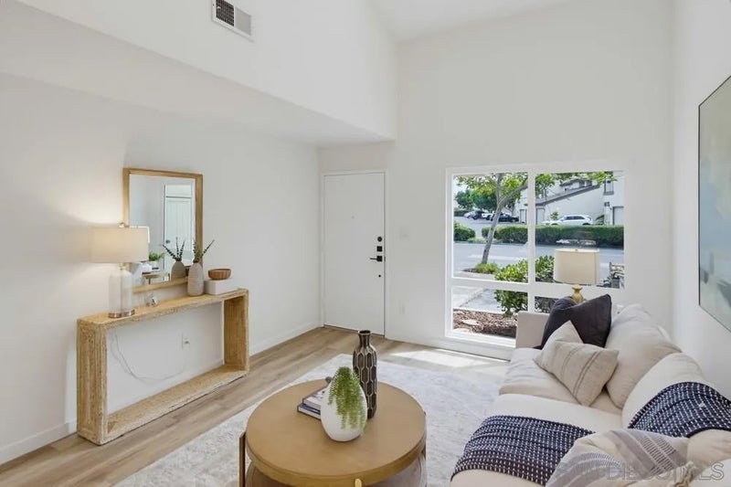 7200 Melody Lane 2