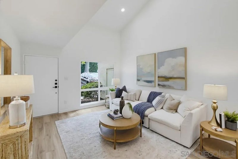 7200 Melody Lane 2