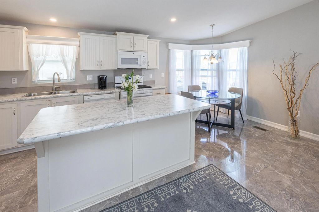 Photo of 1148 Third Ave #10, Chula Vista, CA 91911 (MLS # 250037491)