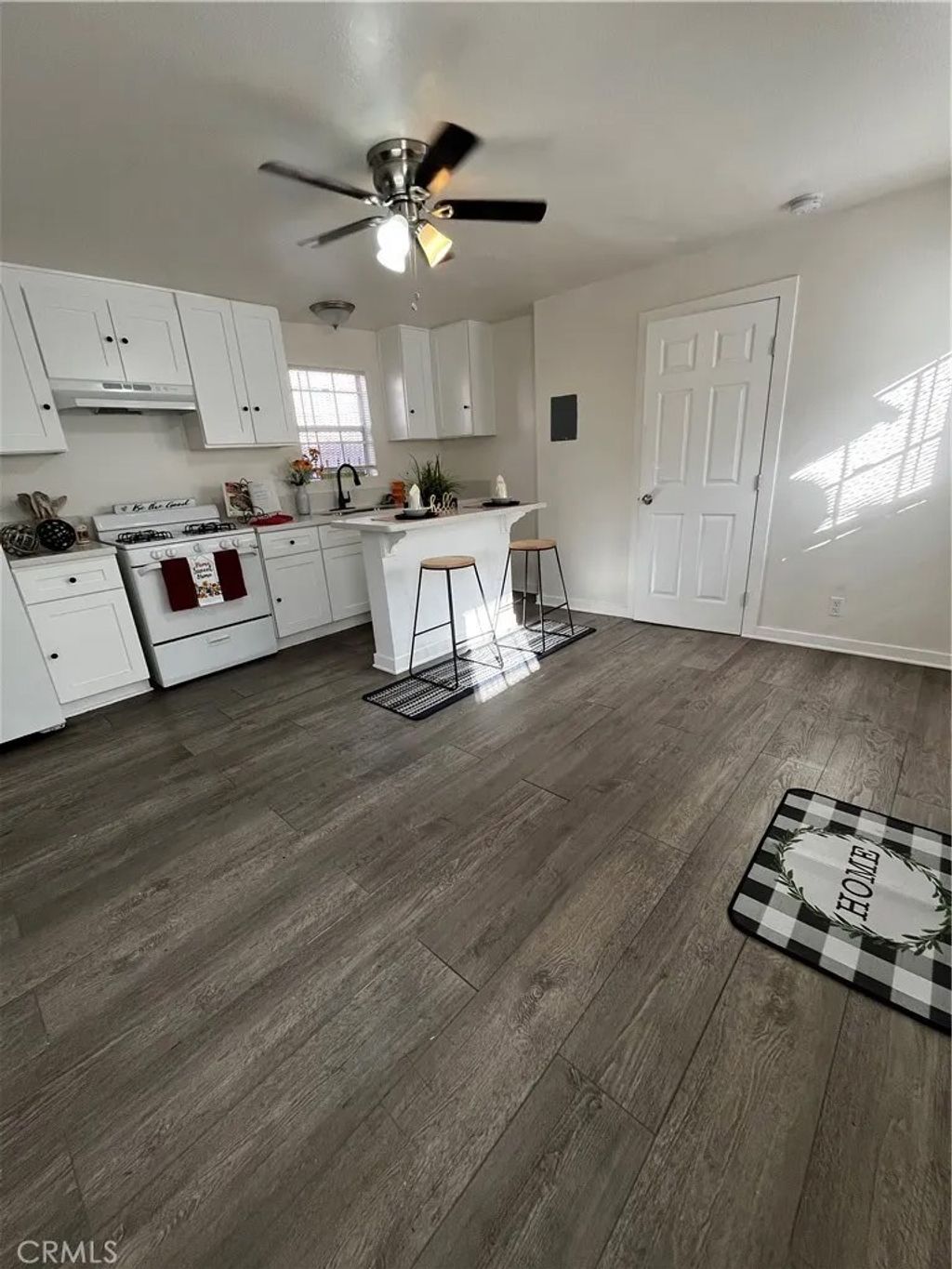 Photo of 4518 S Normandie Avenue, Los Angeles, CA 90037 (MLS # PW26004660)