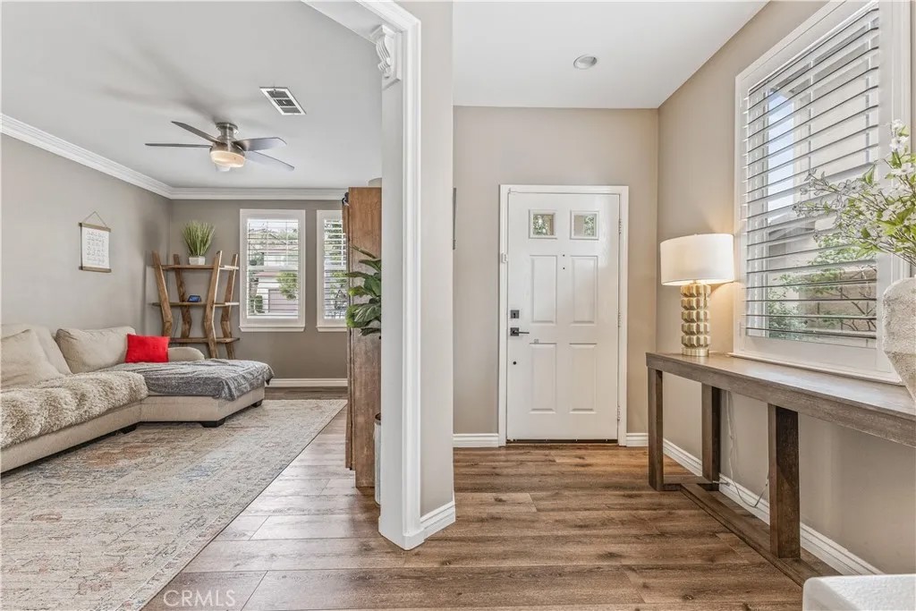 27730 Mariposa Ln