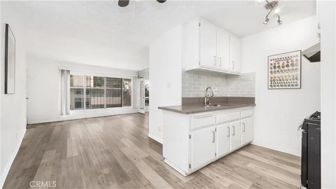 Tiny photo for 4431 Don Ricardo Drive #20, Los Angeles, CA 90008 (MLS # DW25270483)