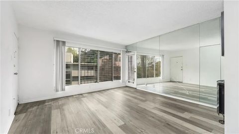 Tiny photo for 4431 Don Ricardo Drive #20, Los Angeles, CA 90008 (MLS # DW25270483)