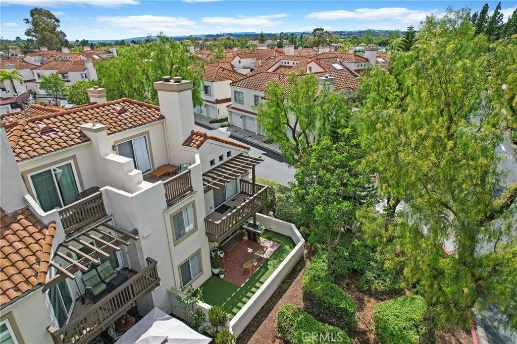 Photo of 1 Via Garceta, Rancho Santa Margarita, CA 92688 (MLS # OC26080945)