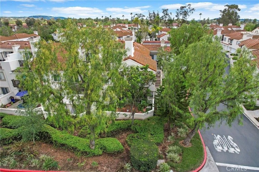 Photo of 1 Via Garceta, Rancho Santa Margarita, CA 92688 (MLS # OC26080945)