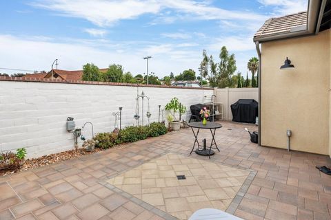 Tiny photo for 1091 Barry Pl, Escondido, CA 92026 (MLS # 250044594)