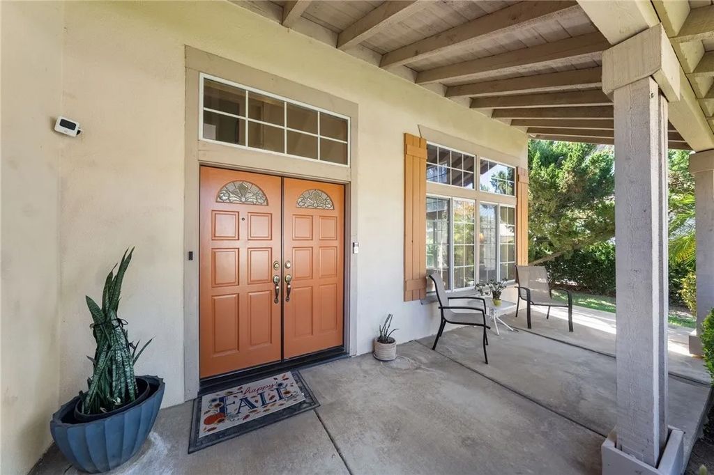 Photo of 42154 Thoroughbred Lane, Murrieta, CA 92562 (MLS # SW25226744)
