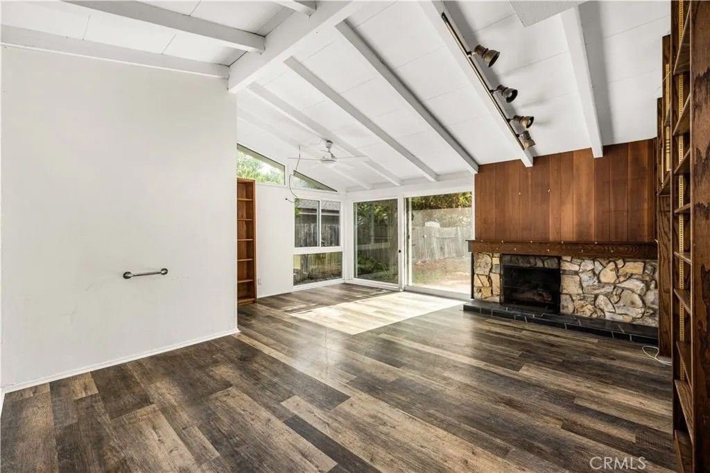 Photo of 18814 Fonthill Avenue, Torrance, CA 90504 (MLS # WS26087589)