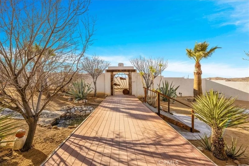 7423 Juniper Road