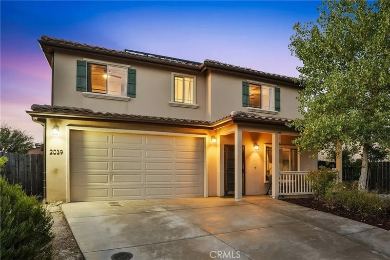 2039 Vista Oaks Way