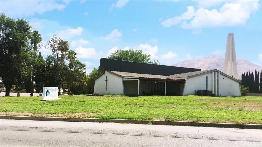 Photo of 12667 Michigan ST, Grand Terrace, CA 92313 (MLS # IG26153709)
