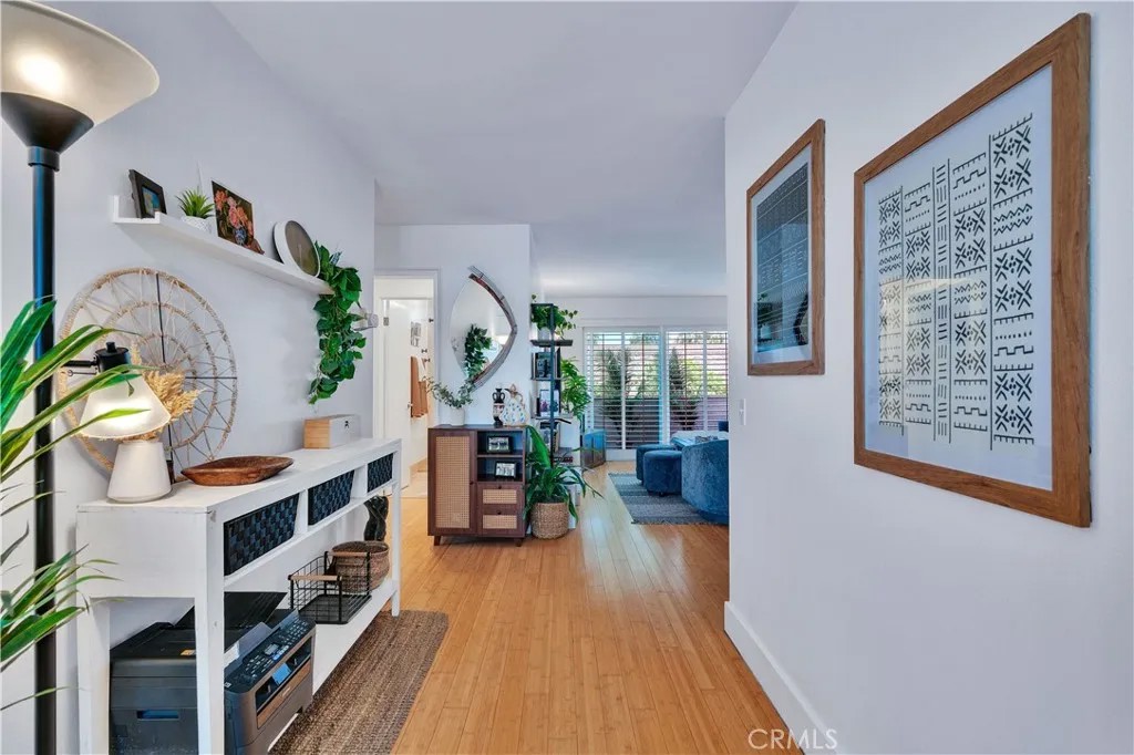 2884 Sawtelle Boulevard 209