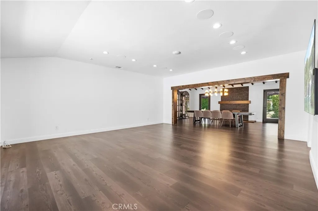 9916 Rathburn