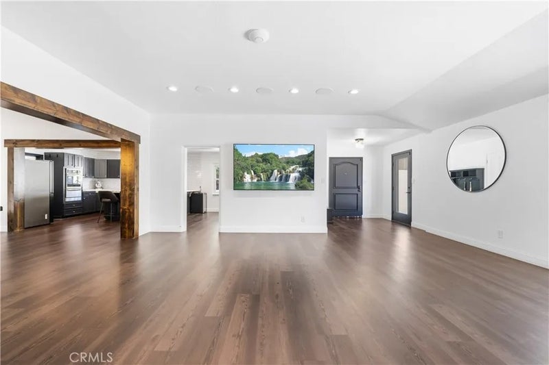 9916 Rathburn