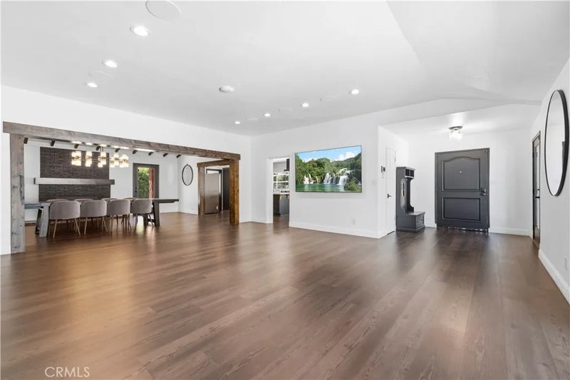 9916 Rathburn