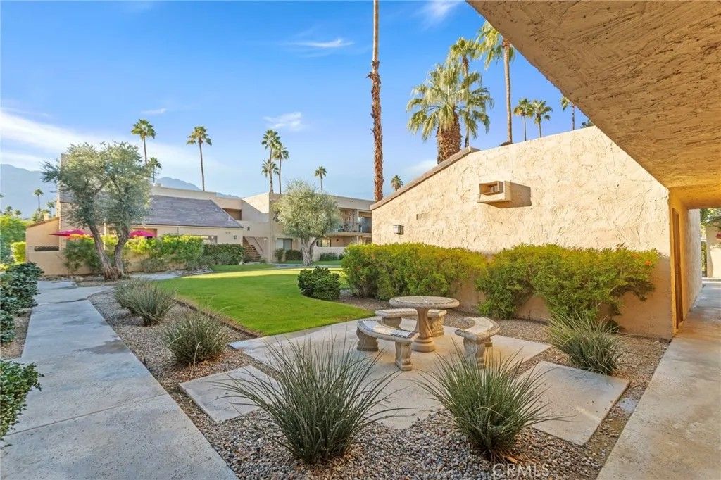 Photo of 5300 E Waverly Drive #M4115, Palm Springs, CA 92264 (MLS # PW26114445)