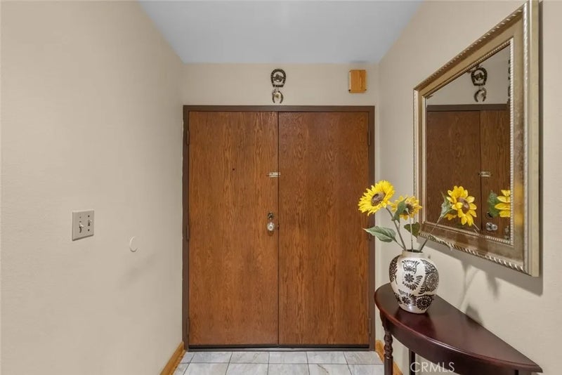 339 W Wilson 305