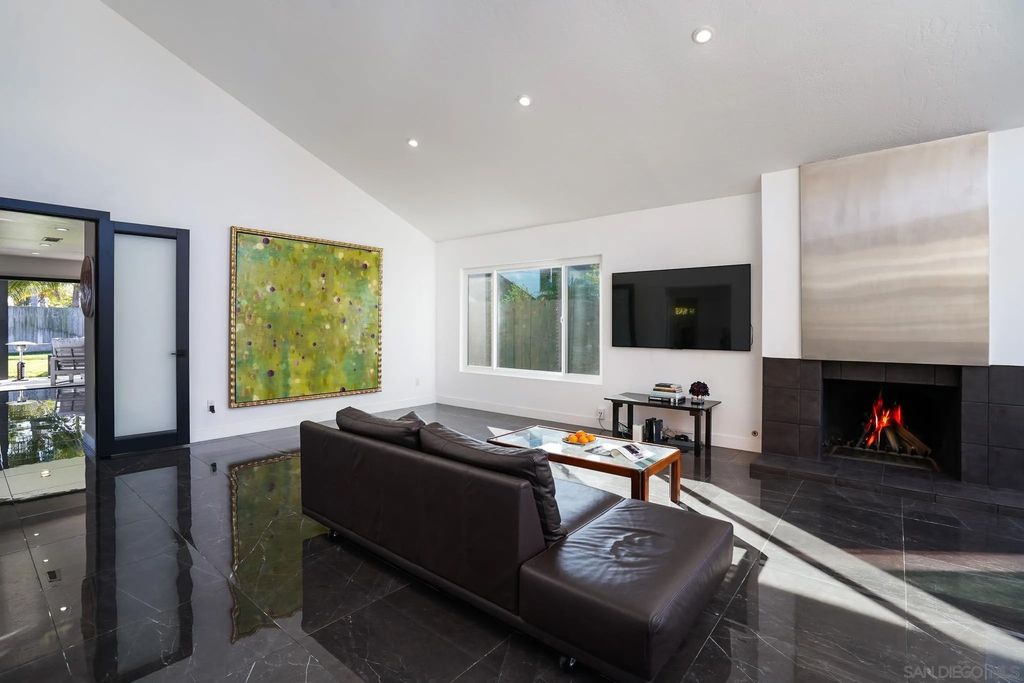 Photo of 1517 Shields Ave, Encinitas, CA 92024 (MLS # 250045584)