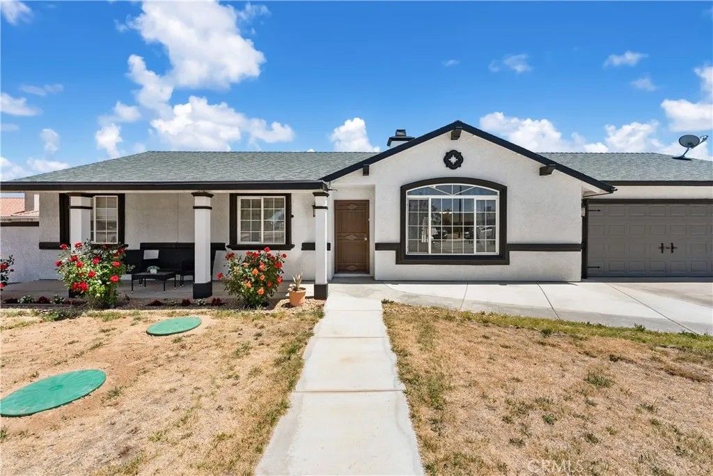 Photo of 11877 8th, Hesperia, CA 92345 (MLS # SR26088892)