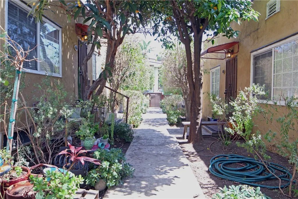 1325 Douglas Street