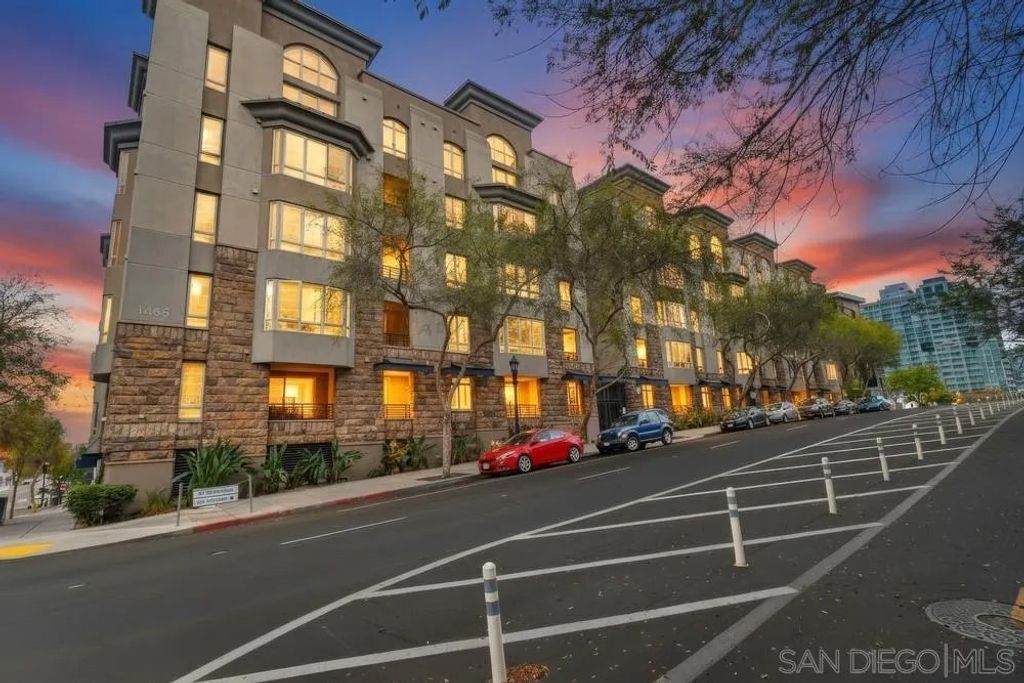Photo of 1465 C St #3508, San Diego, CA 92101 (MLS # 260001344)