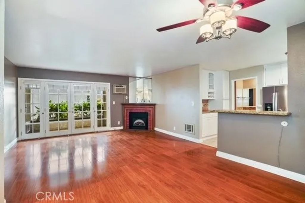 Photo of 360 S Euclid Ave, Pasadena, CA 91101 (MLS # CV26003193)