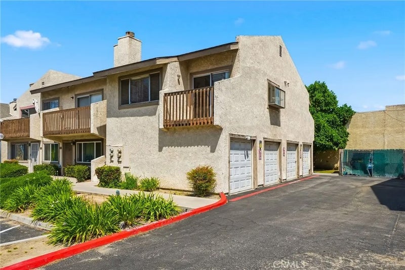 1251 S Meadow 120