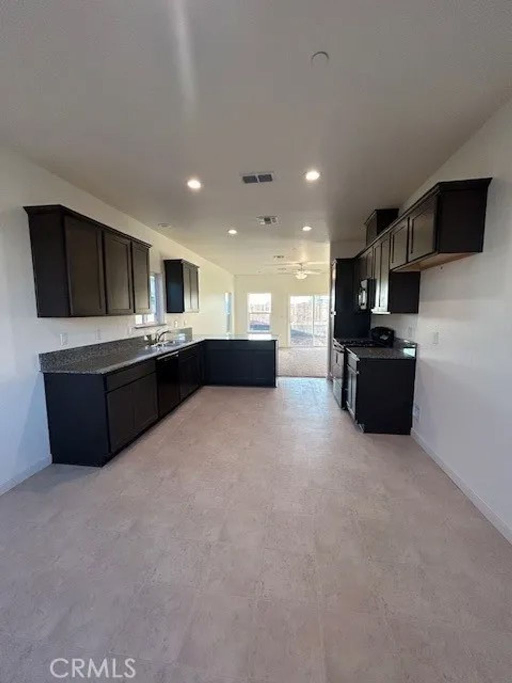 Photo of 147 Squaw Valley, Merced, CA 95341 (MLS # MC26015070)