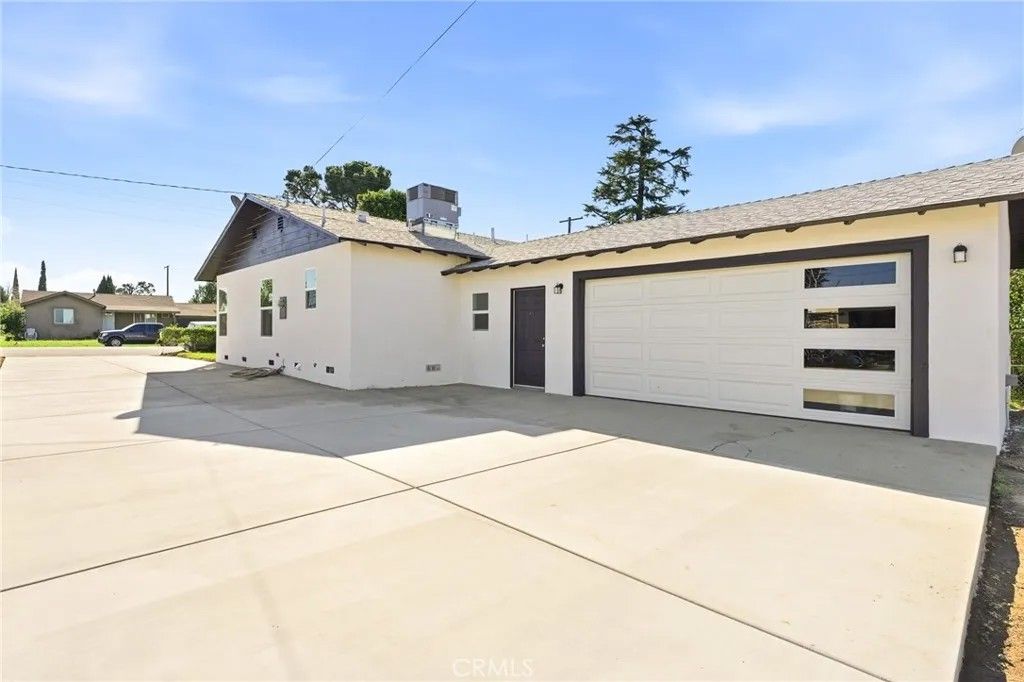 Photo of 713 Michigan Ave, Beaumont, CA 92223 (MLS # IV26059849)