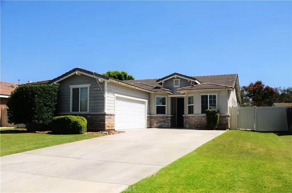 5526 Mountain View