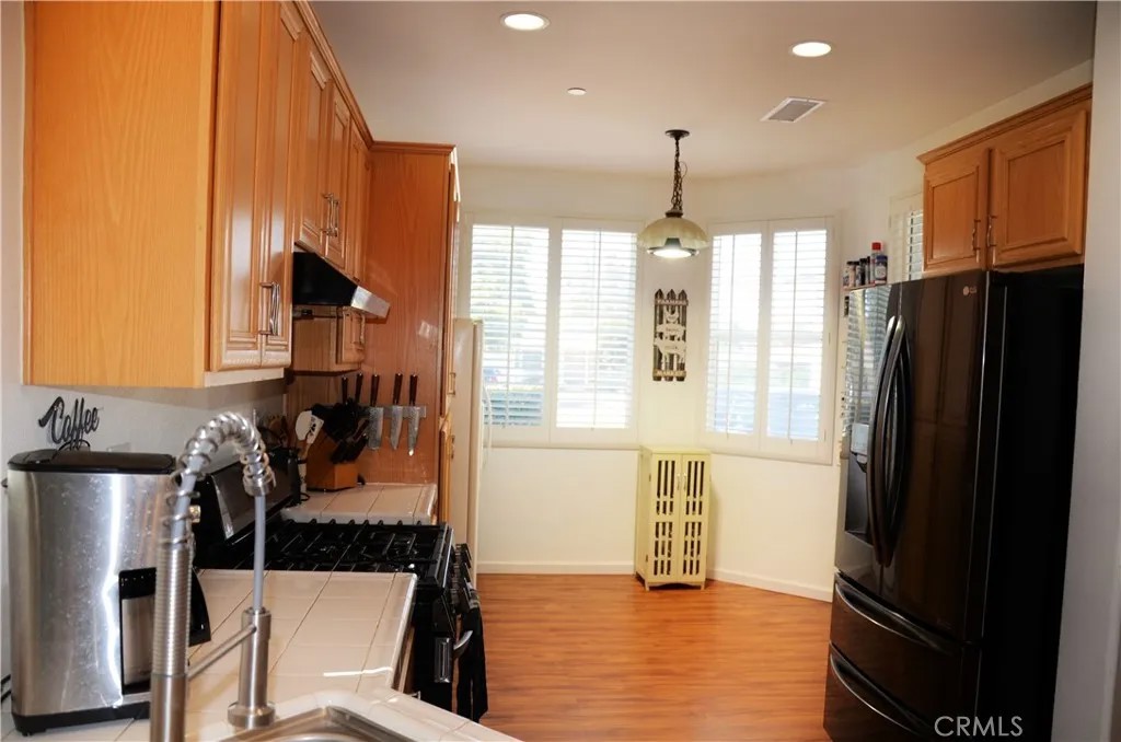 5526 Mountain View