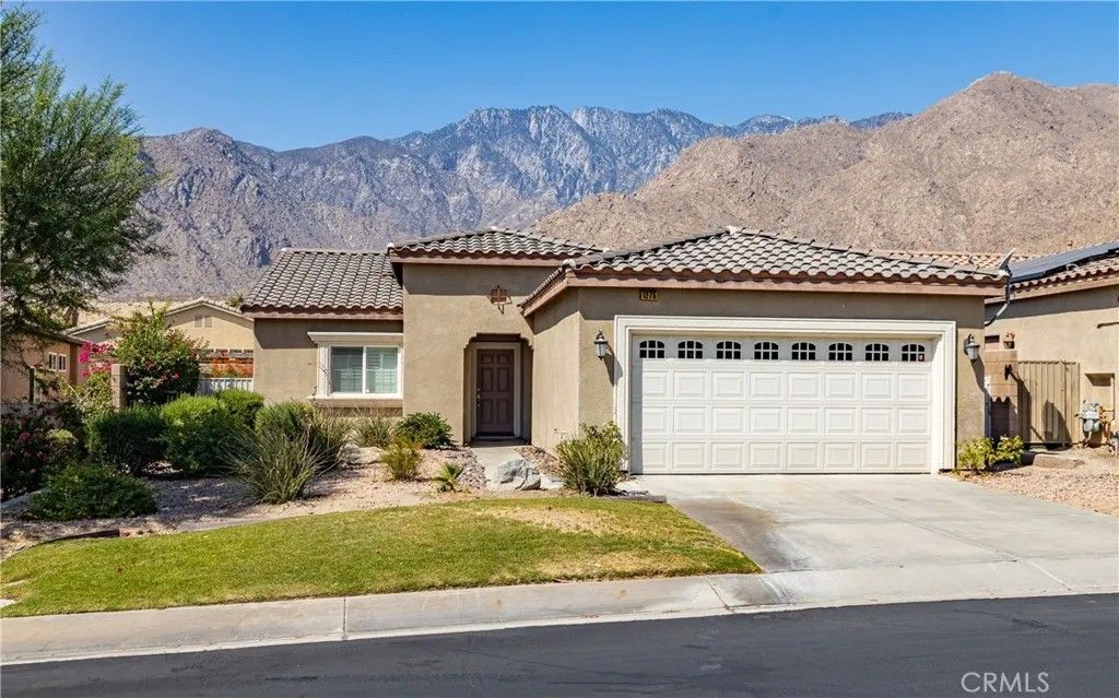 Photo of 1275 Palmas Rdg, Palm Springs, CA 92262 (MLS # IG26067122)