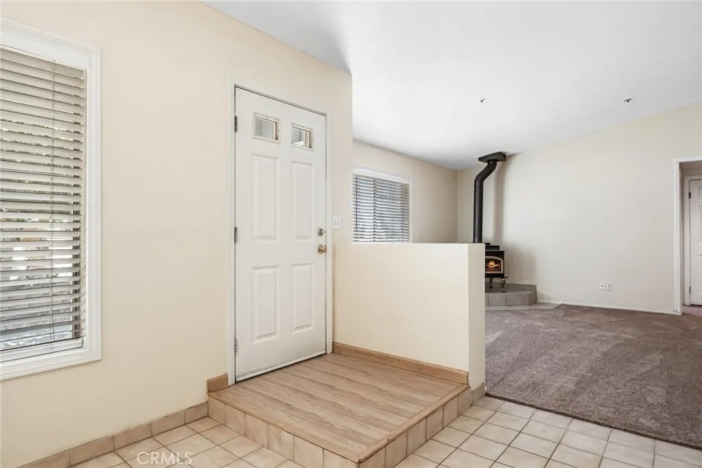 10925 Buttonwood