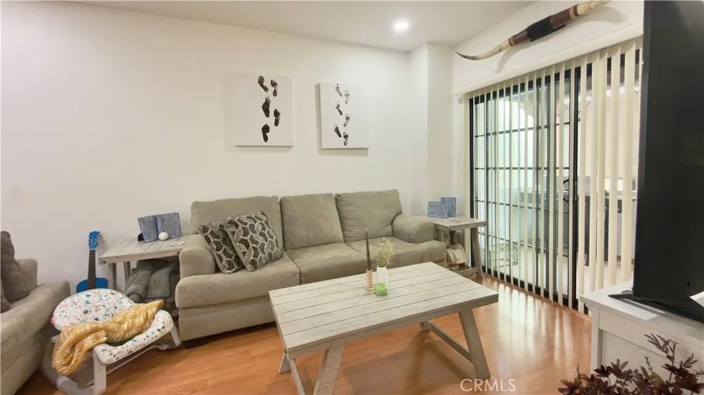 1075 N Maclay 14