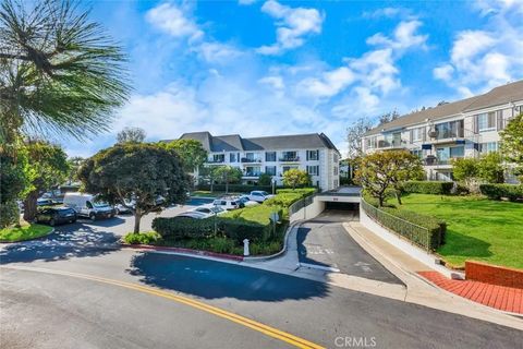 Tiny photo for 500 Cagney Lane #103, Newport Beach, CA 92663 (MLS # OC25239881)