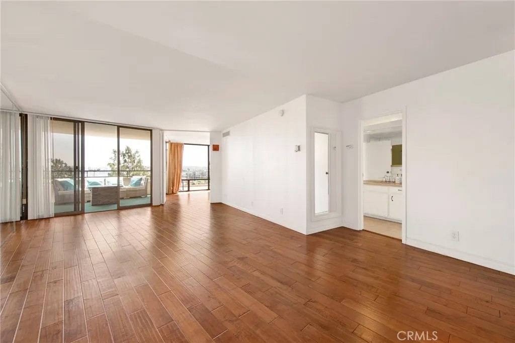 4314 Marina City Drive 128