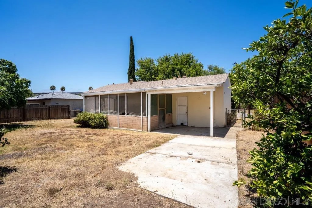 3541 Niblick Drive