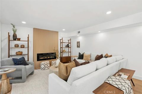 Tiny photo for 10222 Deerhill Dr, Santa Ana, CA 92705 (MLS # OC25245690)
