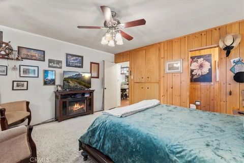 Tiny photo for 904 E Barker Blvd, Big Bear, CA 92314 (MLS # CV25239114)