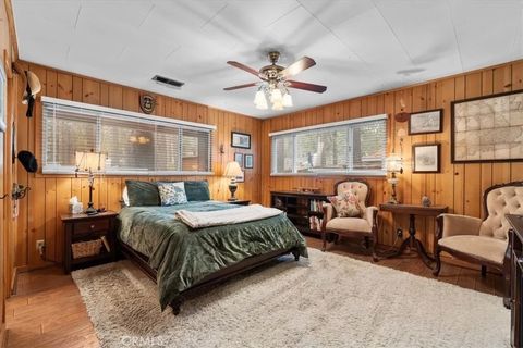 Tiny photo for 904 E Barker Blvd, Big Bear, CA 92314 (MLS # CV25239114)