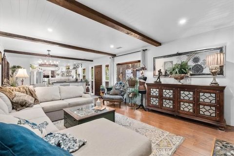 Tiny photo for 904 E Barker Blvd, Big Bear, CA 92314 (MLS # CV25239114)