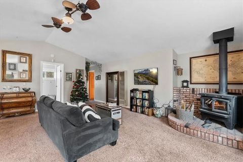 Tiny photo for 904 E Barker Blvd, Big Bear, CA 92314 (MLS # CV25239114)