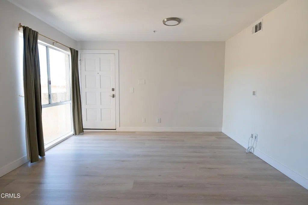 116 W Maple Street 21