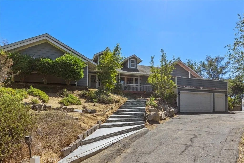 1619 Ranchwood Lane