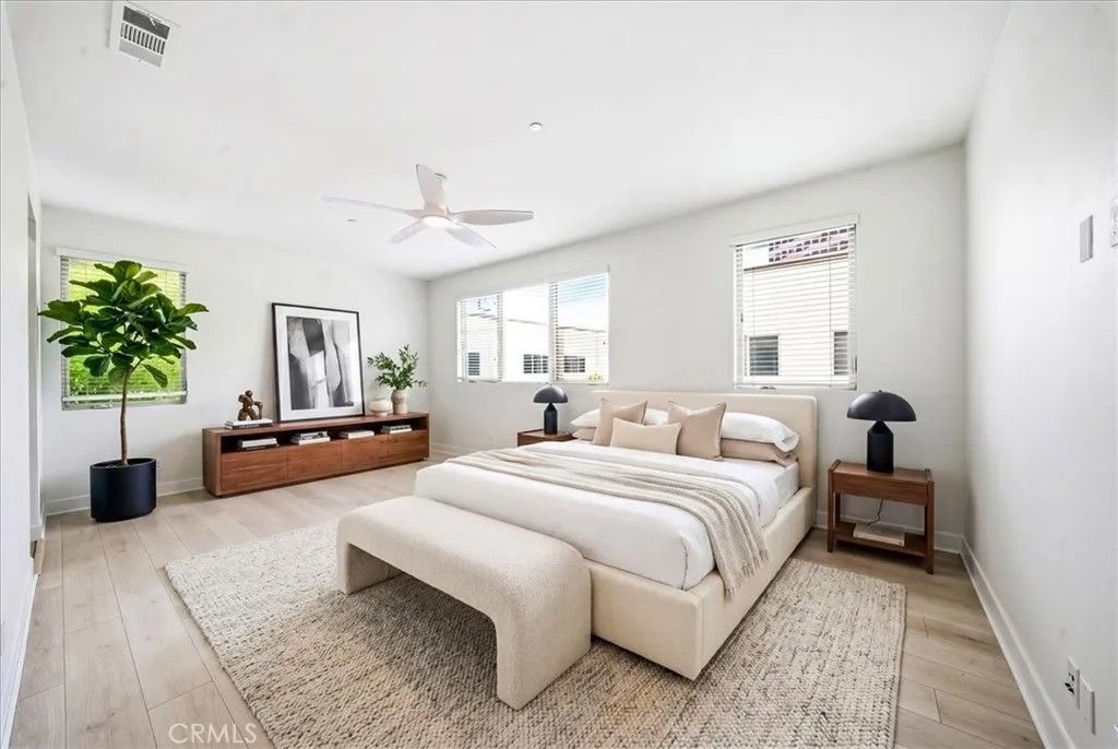 Photo of 27 Soho, Irvine, CA 92612 (MLS # PW26070308)